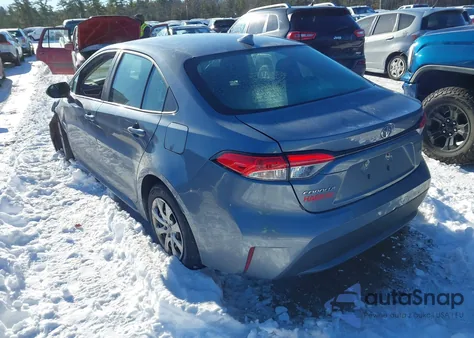 2022 Toyota Corolla Le z USA, uszkodzony, nr VIN 5YFEPMAE4NP322270